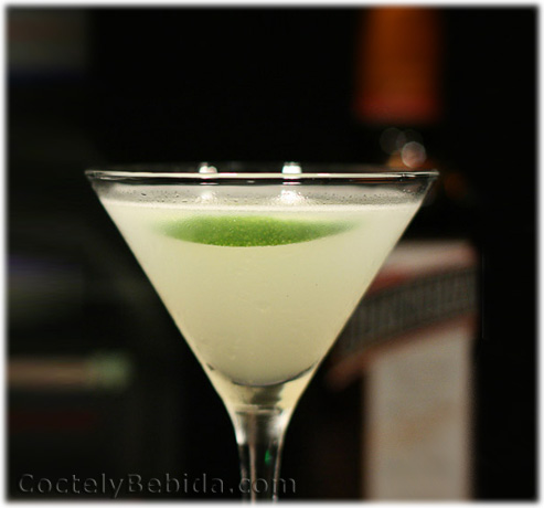 Grand mojito martini